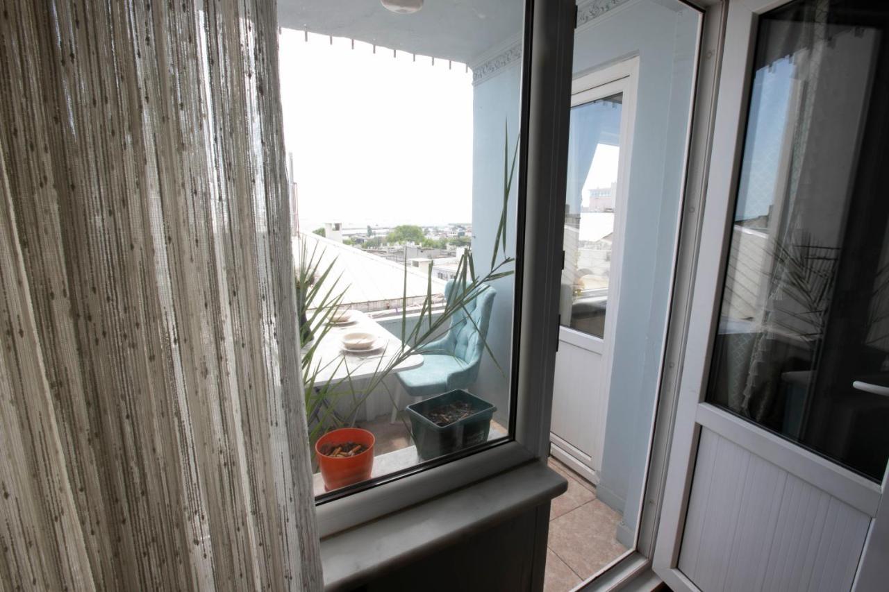 2BR-1LR SEAVIEW FAMILY PLACE NEXT TO CENTEr Istanbul Exterior foto