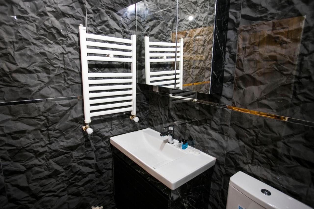 2BR-1LR SEAVIEW FAMILY PLACE NEXT TO CENTEr Istanbul Exterior foto